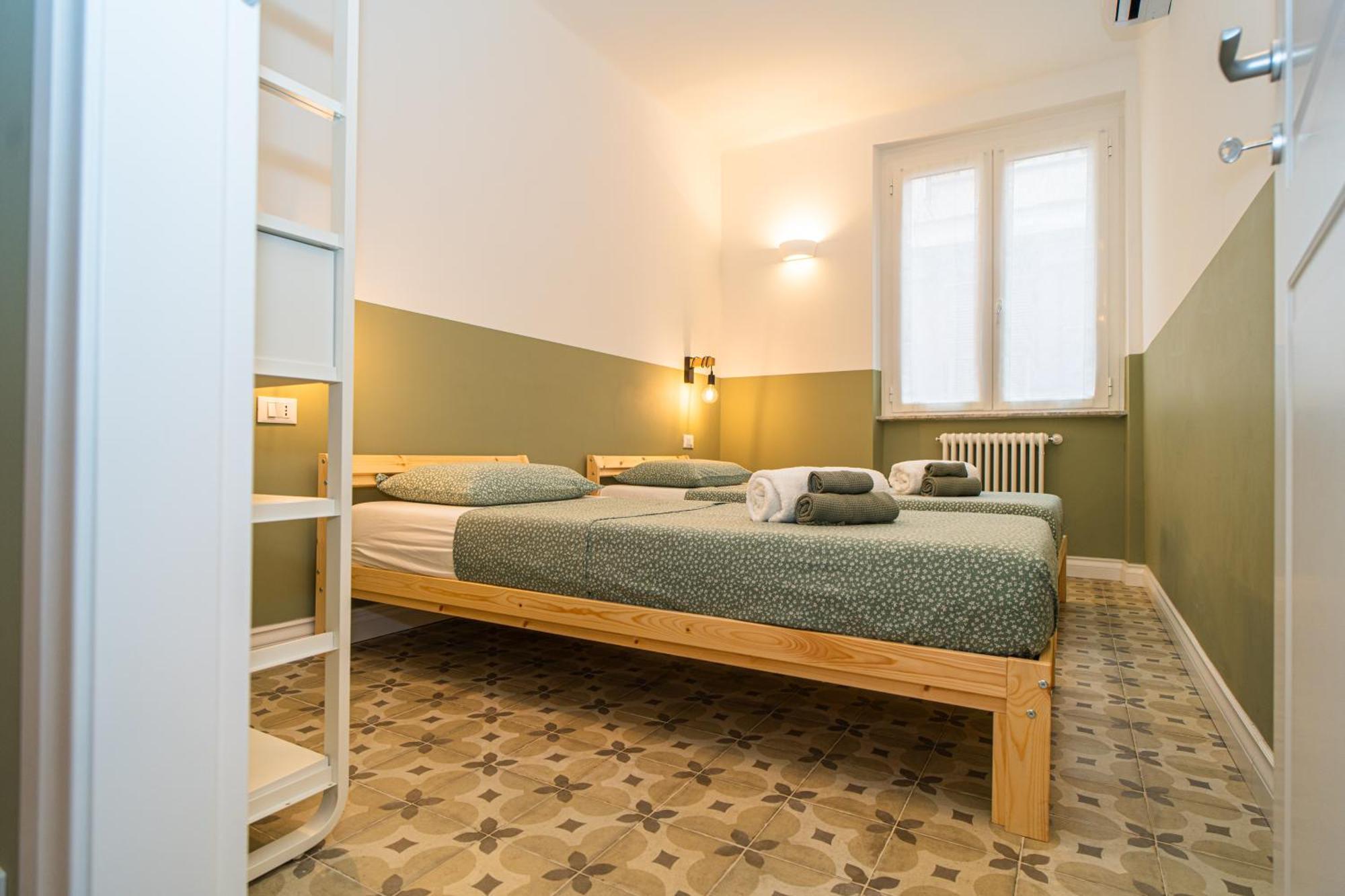 H H Moneglia Il Vicolo Apartment Luaran gambar